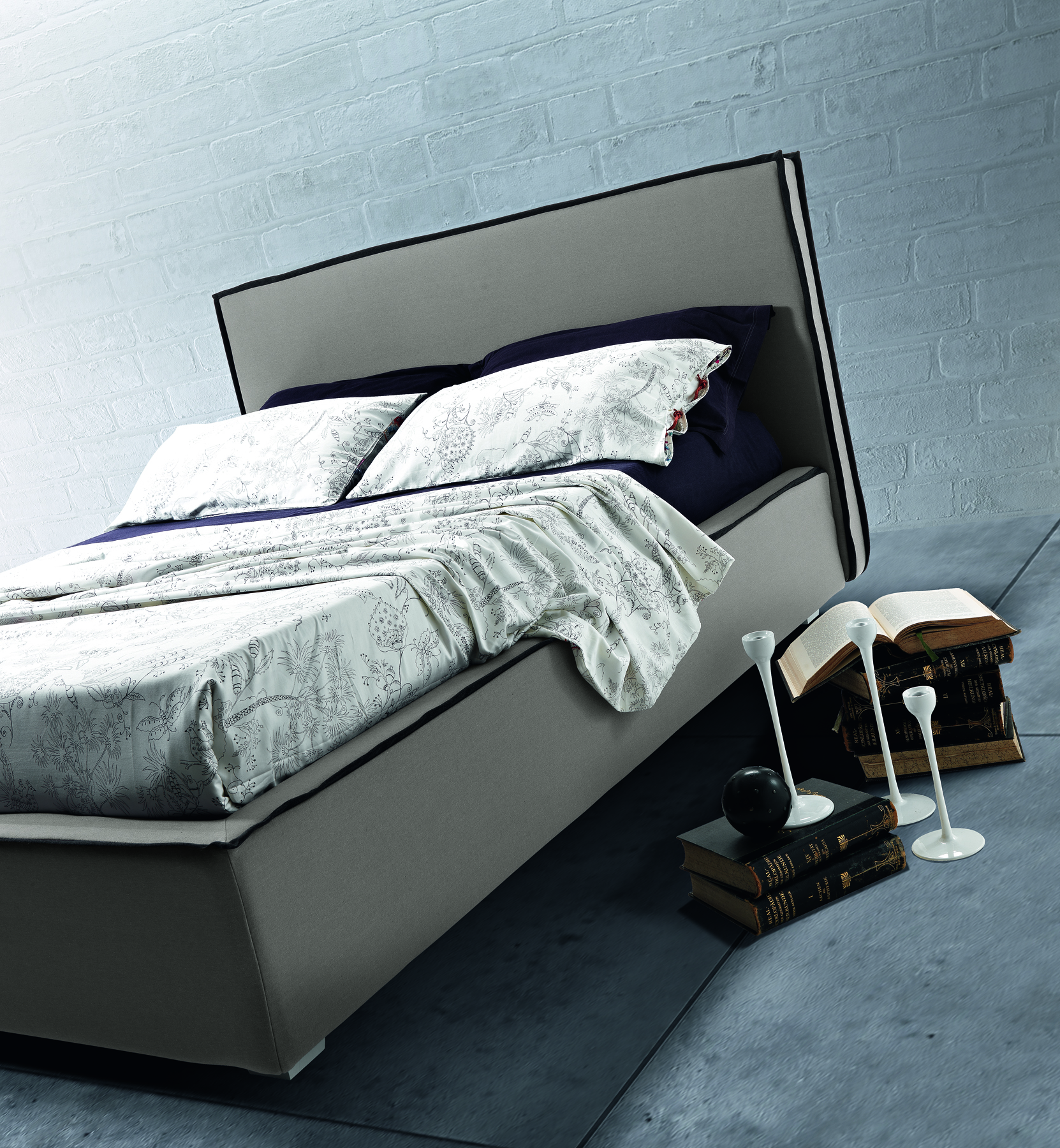 Jersey upholstered bed - Image 4