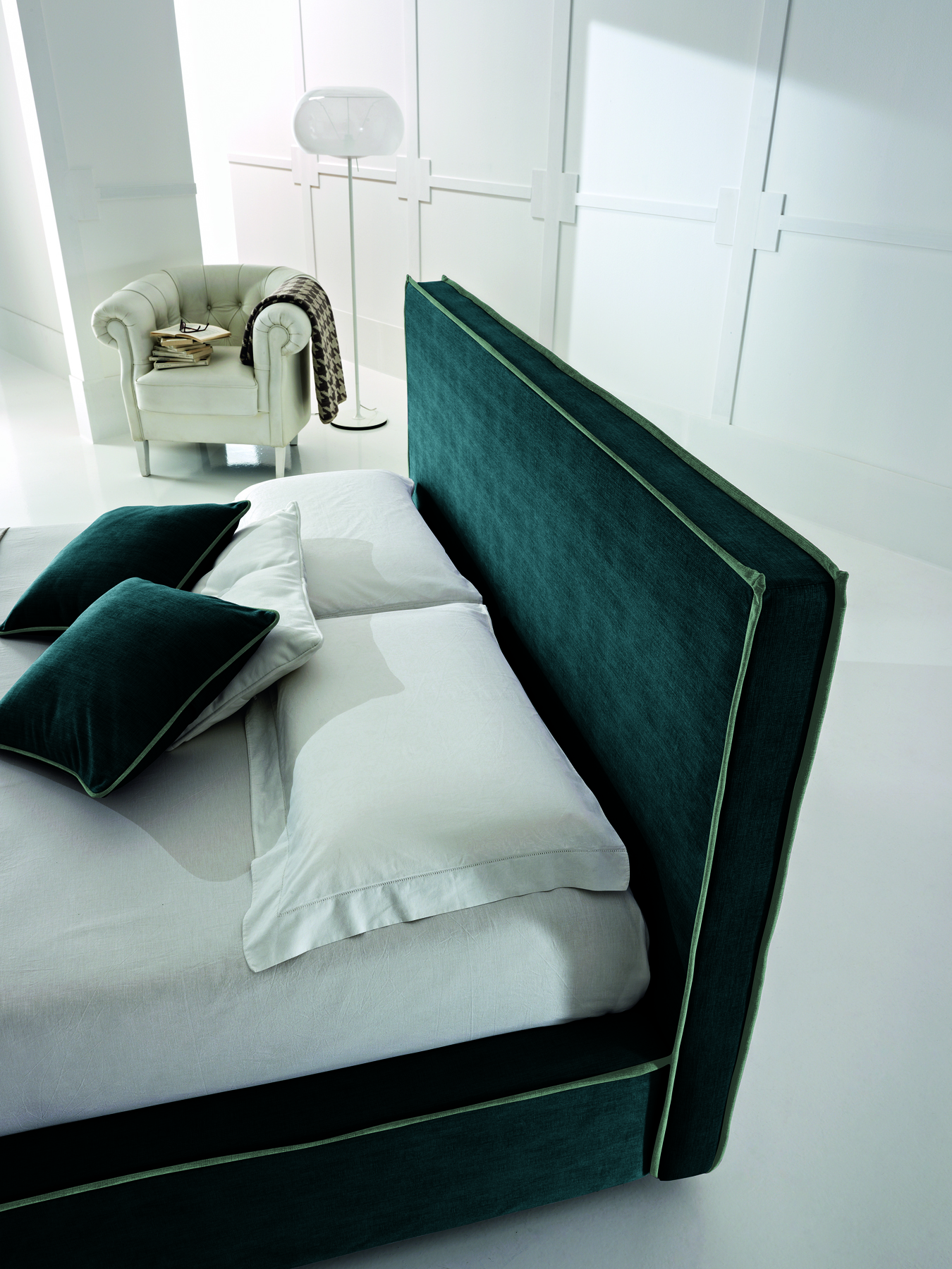 Jersey upholstered bed - Image 5